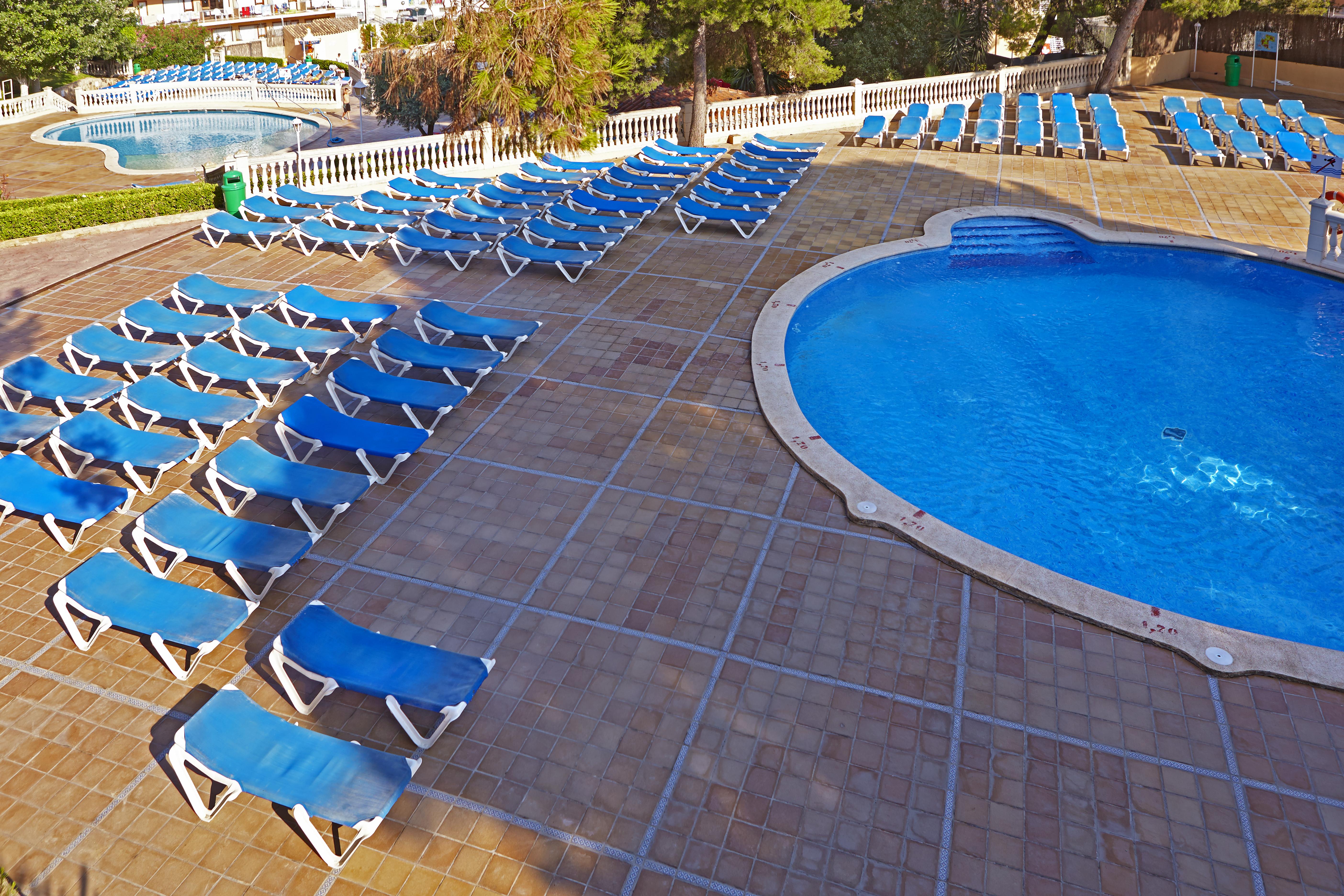 Sahara Nubia Gobi Hotel Ses Cadenes Exterior photo A swimming pool at a hotel